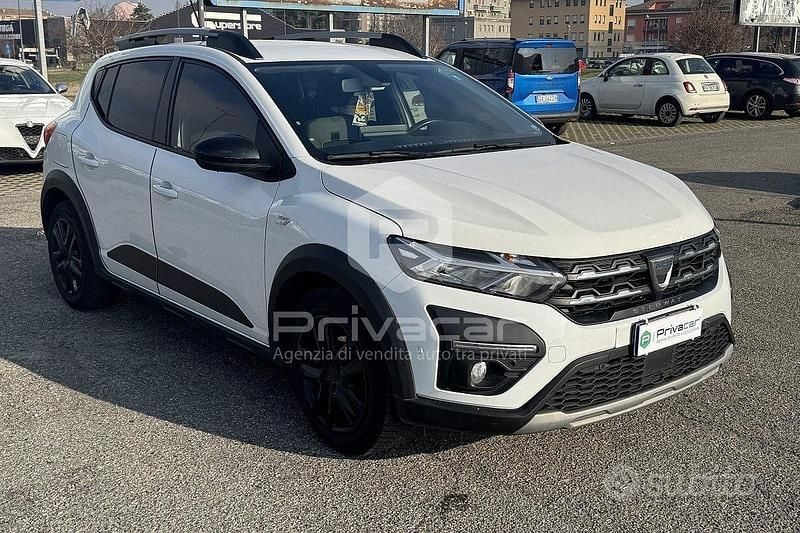 Usata Dacia Sandero Essentiel 101 CV (74 kW) 2022 Bianco Utilitaria