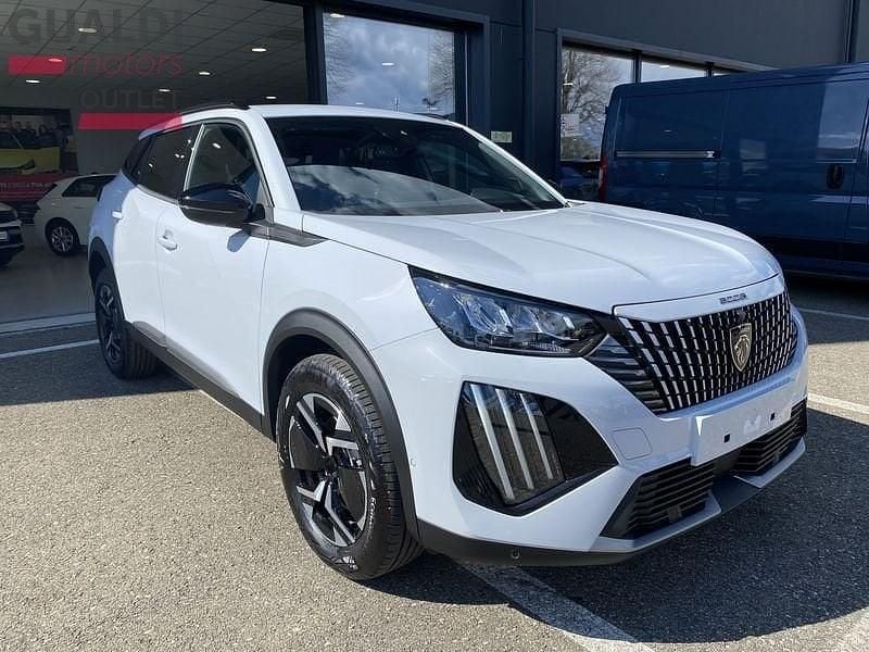 Bianco Nuova 2025 Peugeot e-2008 Style SUV | 20.500 € (Buon prezzo) - Immagine 1/4