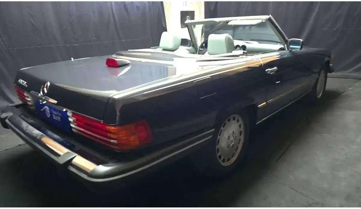 Usata Mercedes 560 241 CV (177 kW) 1987 Nero Cabrio