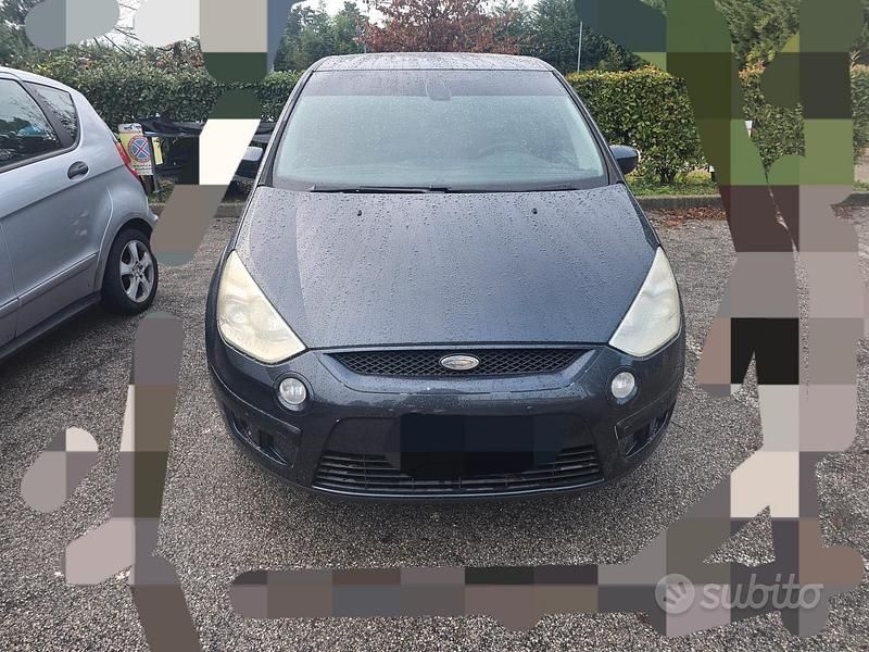 Usata Ford S-MAX Titanium 145 CV (106 kW) 2008 Grigio Monovolume