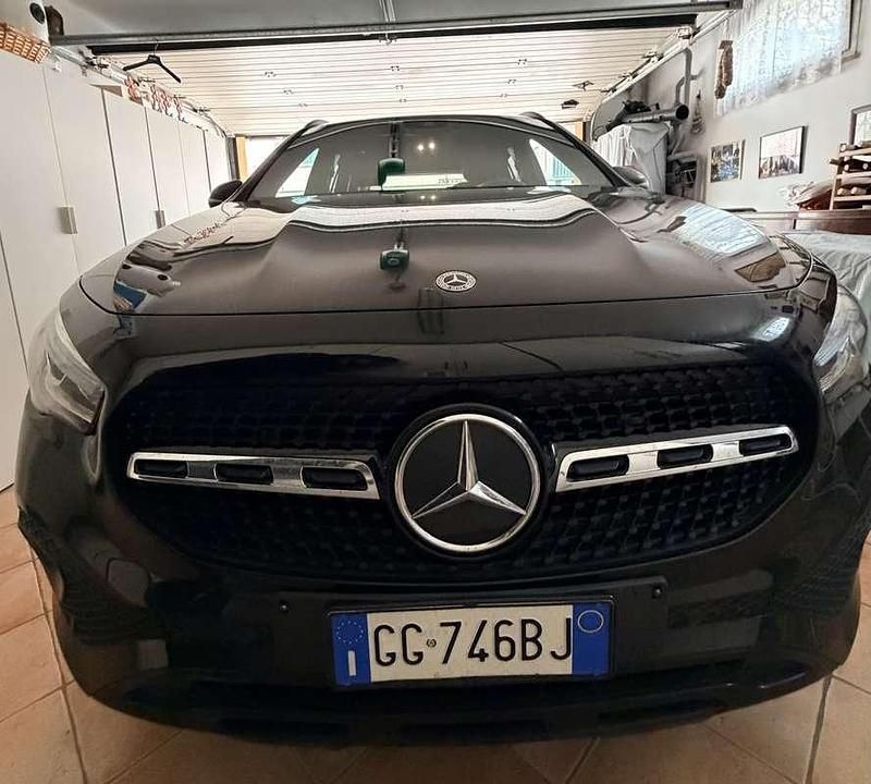 Usata 2021 Mercedes GLA180 SUV | 28.000 € (Ottimo prezzo) - Immagine 1/4