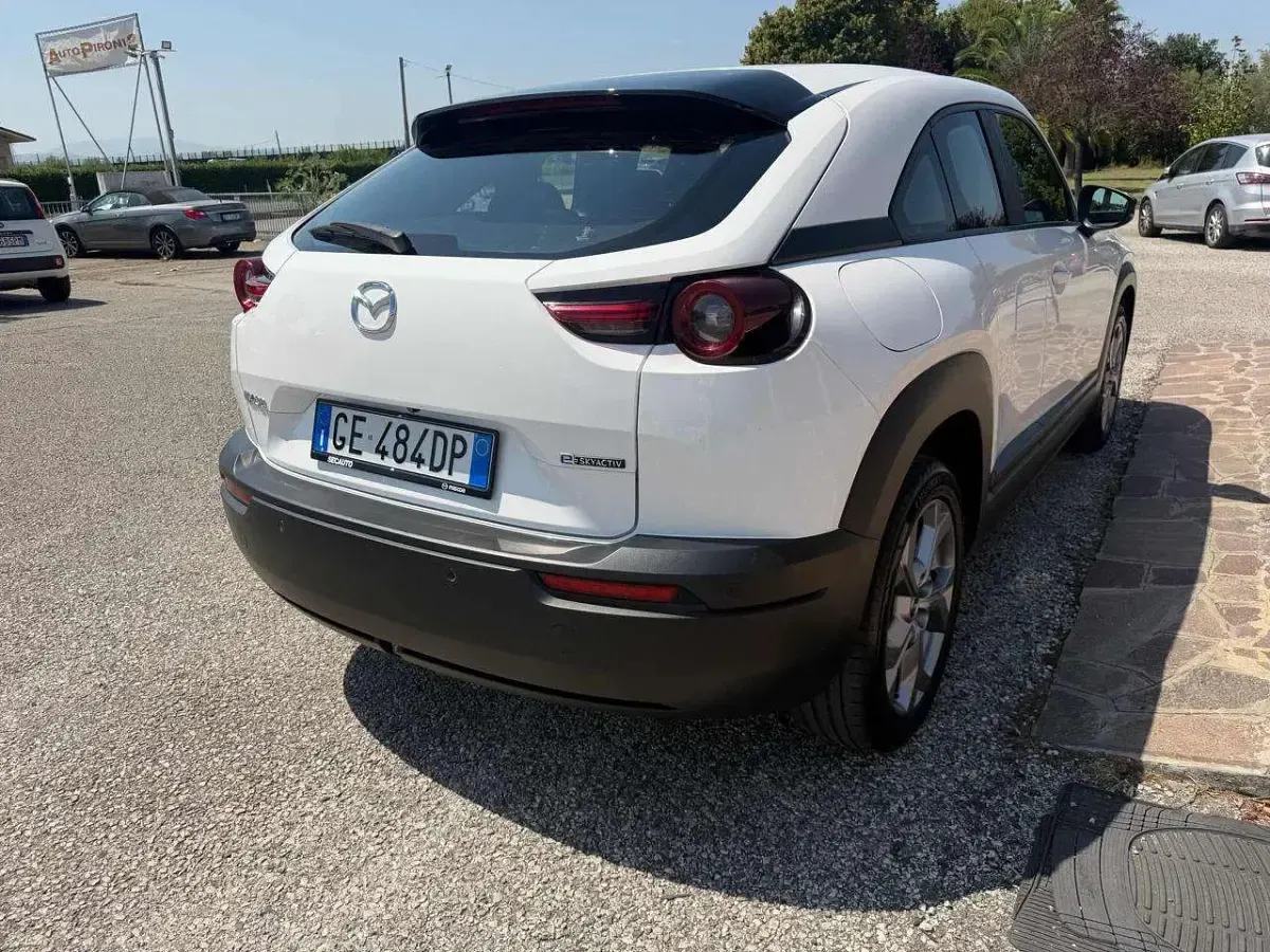 Usata Mazda MX30 80 kW (110 CV) 2021 Bianco SUV