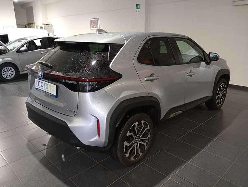 Usata Toyota Yaris Cross Trend 116 CV (85 kW) 2022 Argento SUV