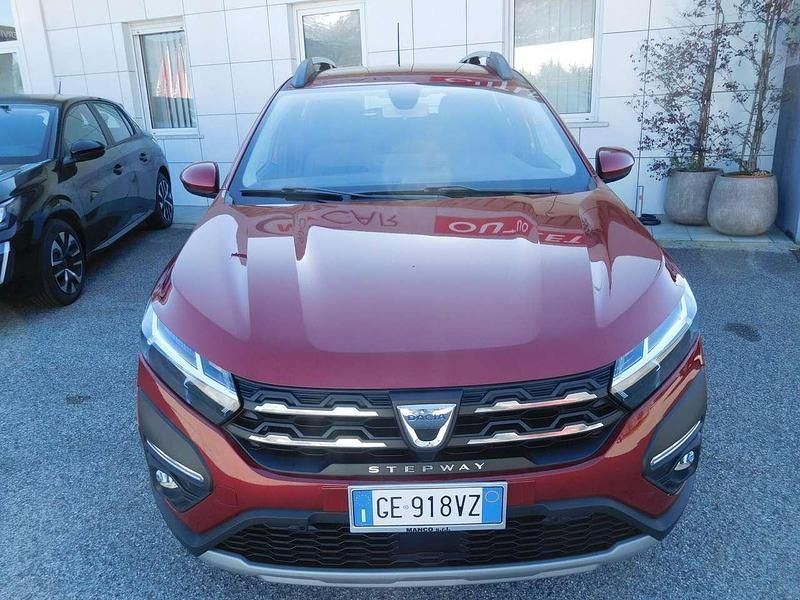 Usata Dacia Sandero Comfort 101 CV (74 kW) 2021 Rosso Berlina