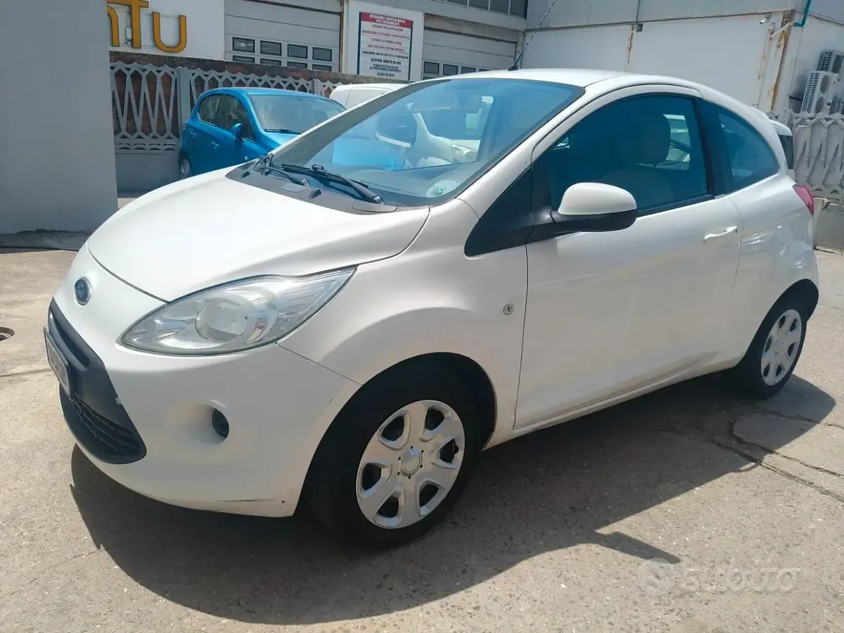 Usata Ford Ka 69 CV (50 kW) 2013 Bianco Utilitaria