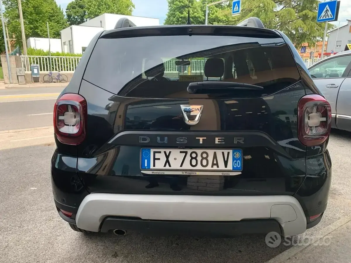 Usata Dacia Duster Prestige 101 CV (74 kW) 2020 Nero SUV