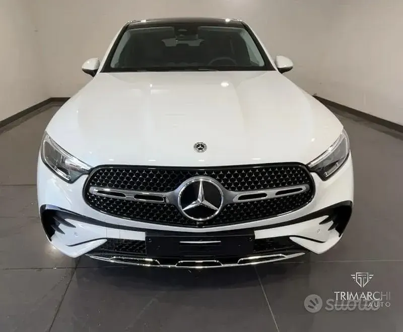 Nuova Mercedes GLC200 2026 Bianco SUV