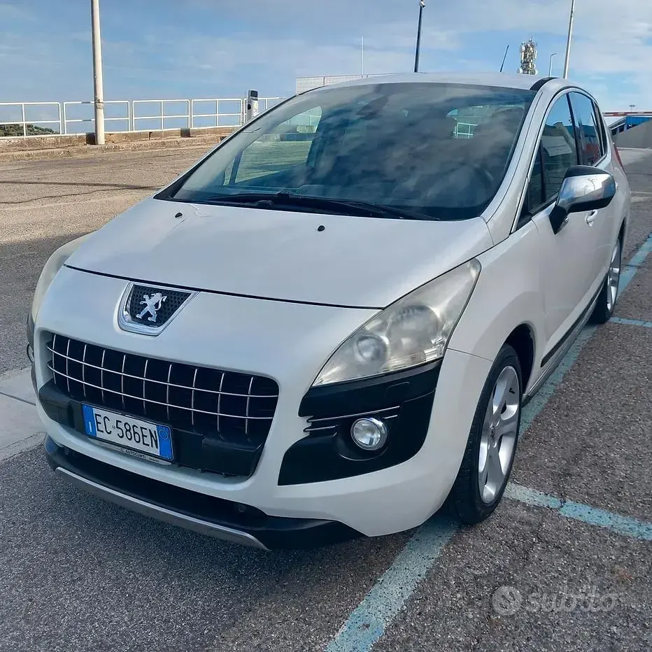 Usata Peugeot 3008 Business-Line 150 CV (110 kW) 2010 Bianco Station wagon