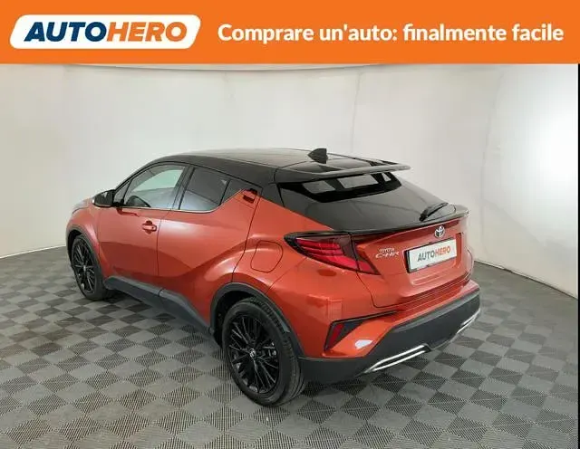 Usata Toyota C-HR 184 CV (135 kW) 2020 Arancio SUV