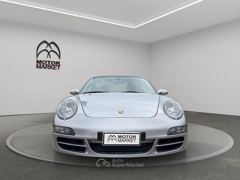 Usata Porsche 911 355 CV (261 kW) 2006 Argento Cabrio