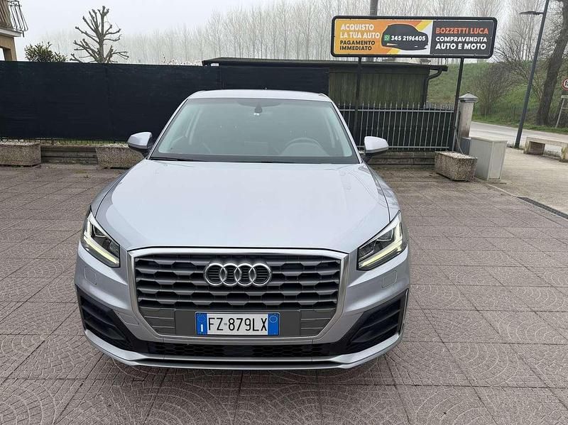 Usata Audi Q2 S-Line 116 CV (85 kW) 2020 Argento SUV