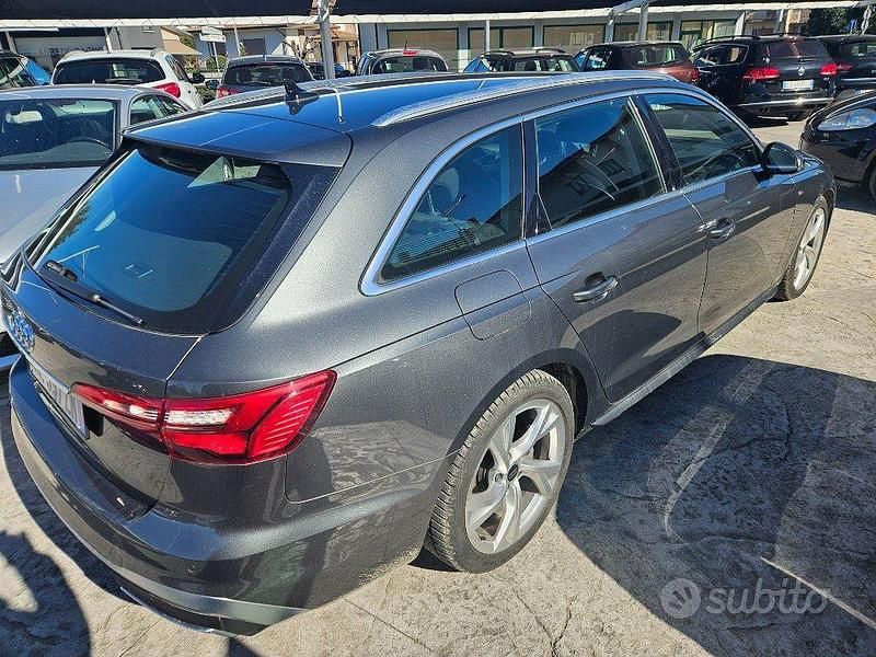 Usata Audi A4 S-Line 136 CV (100 kW) 2022 Antracite pastello Station wagon