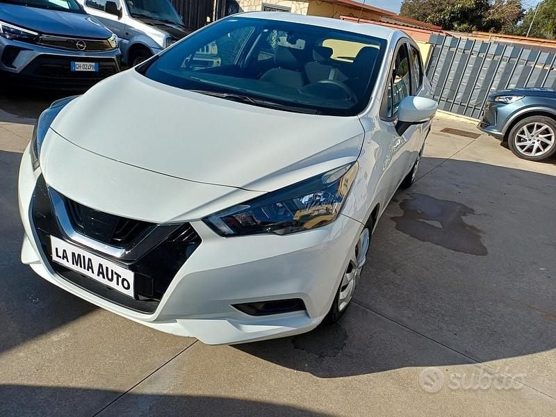 Usata Nissan Micra Acenta 92 CV (67 kW) 2022 Bianco Utilitaria