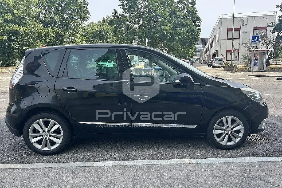 Usata Renault Scénic III Bose Edition 110 CV (80 kW) 2013 Nero Monovolume