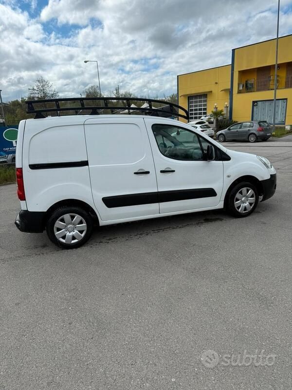 Usata Citroën Berlingo 92 CV (67 kW) 2010 Bianco Monovolume