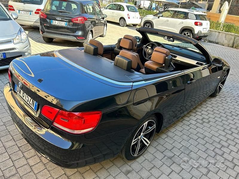 Usata BMW 320 Cabriolet M Sport 177 CV (130 kW) 2009 Nero Cabrio