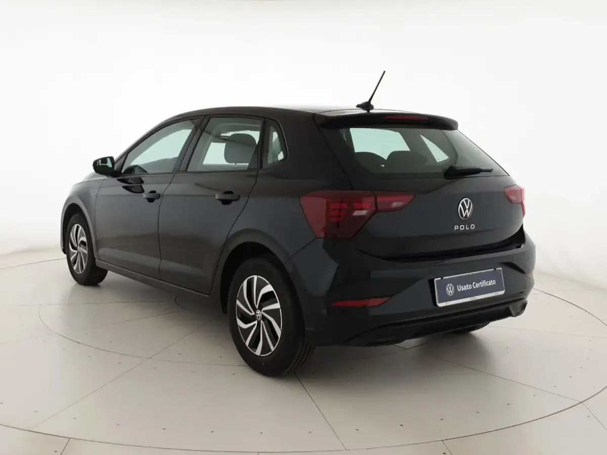 Usata VW Polo Life 95 CV (69 kW) 2025 Deep black perlato Utilitaria
