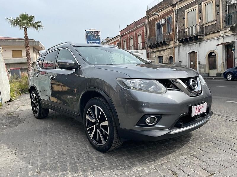 Usata Nissan X-Trail Tekna 131 CV (96 kW) 2017 Grigio SUV