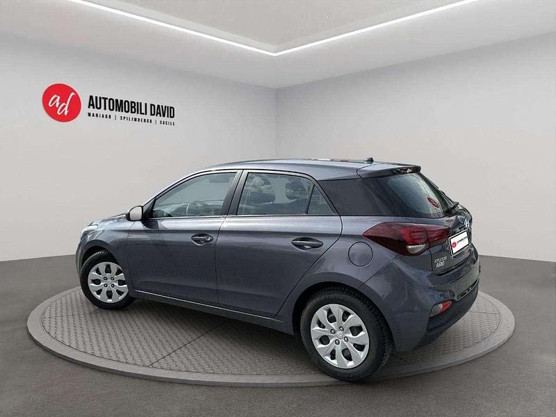 Usata Hyundai i20 75 CV (55 kW) 2019 Grigio Berlina
