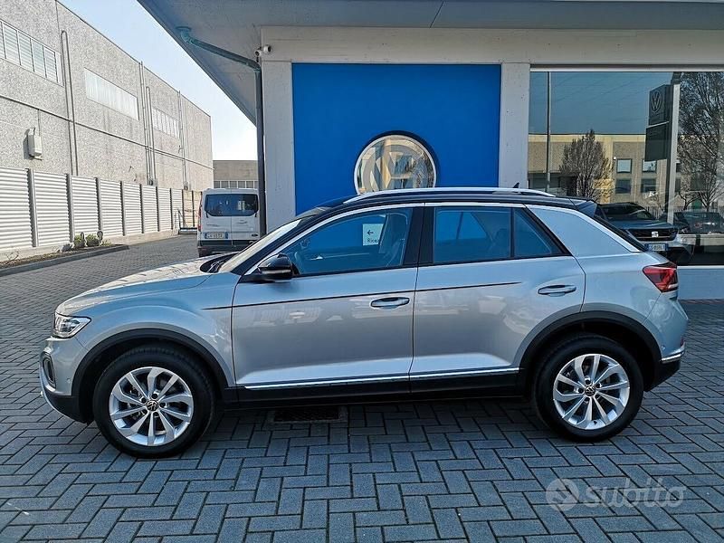 Usata VW T-Roc Style 116 CV (85 kW) 2025 Grigio SUV