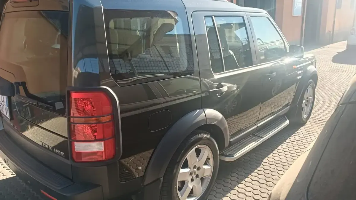 Usata Land Rover Discovery 3 HSE 190 CV (139 kW) 2008 Verde SUV