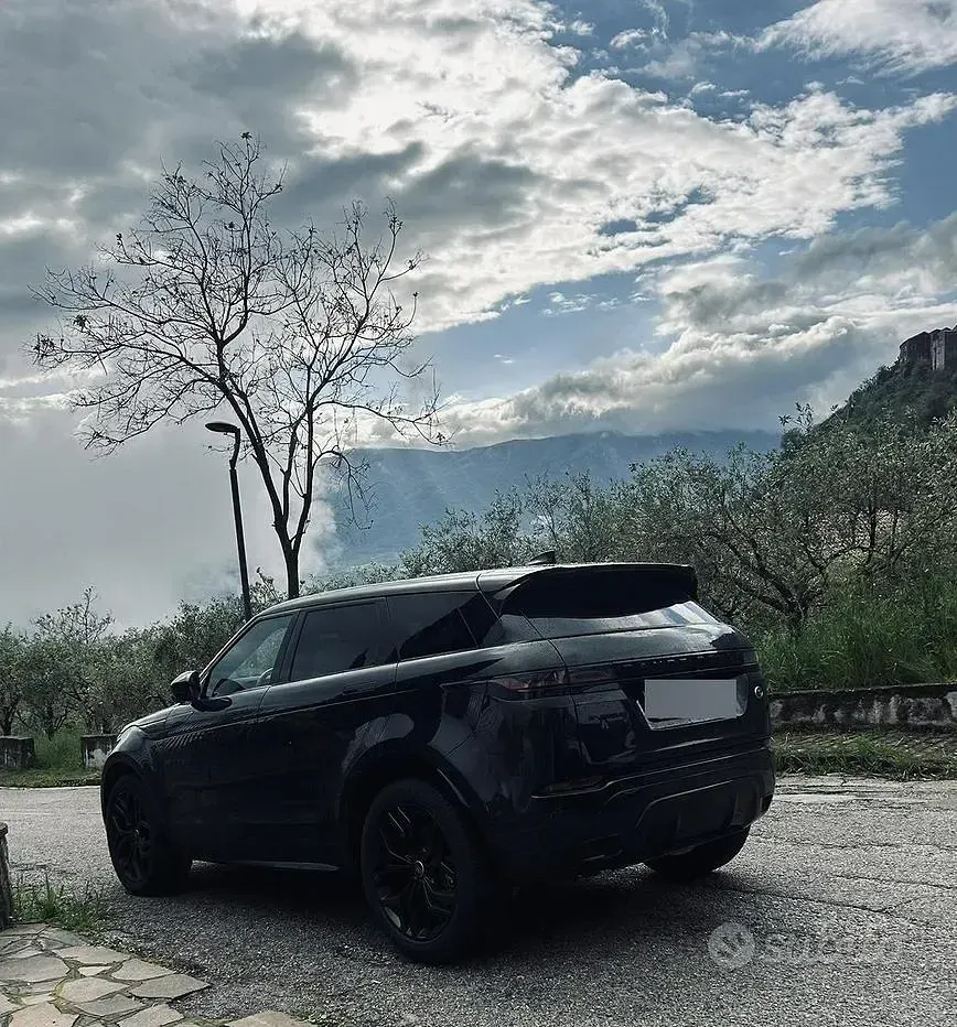 Usata Land Rover Range Rover evoque R-Dynamic 163 CV (119 kW) 2023 Nero SUV