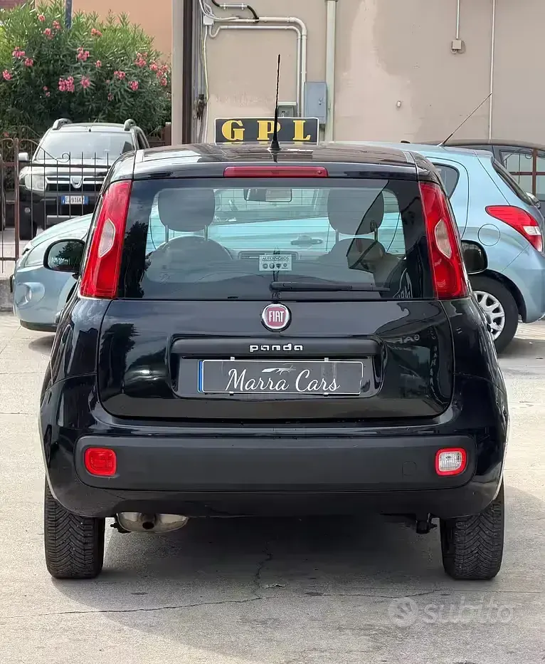 Usata Fiat Panda 69 CV (50 kW) 2016 Nero Utilitaria
