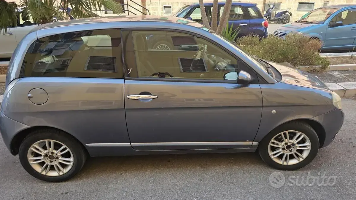Usata Lancia Ypsilon 75 CV (55 kW) 2009 Utilitaria