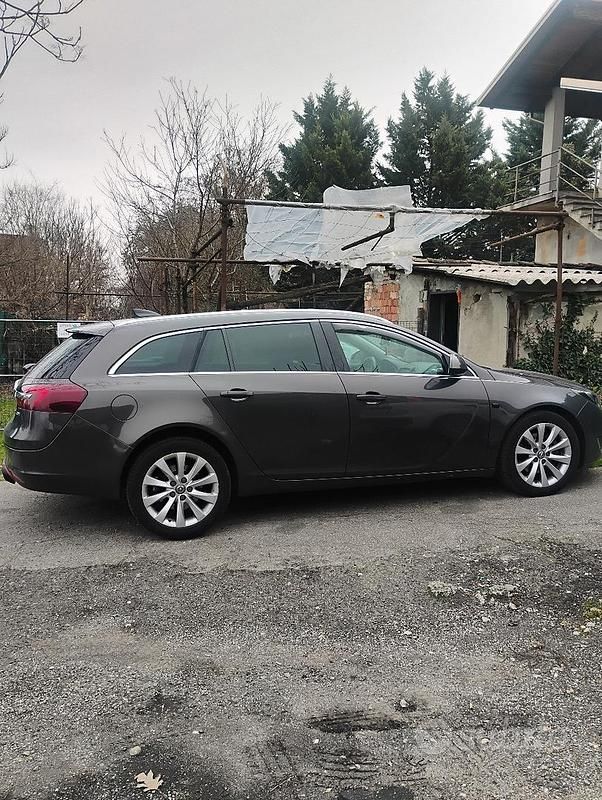 Usata Opel Insignia 170 CV (125 kW) 2016 Station wagon