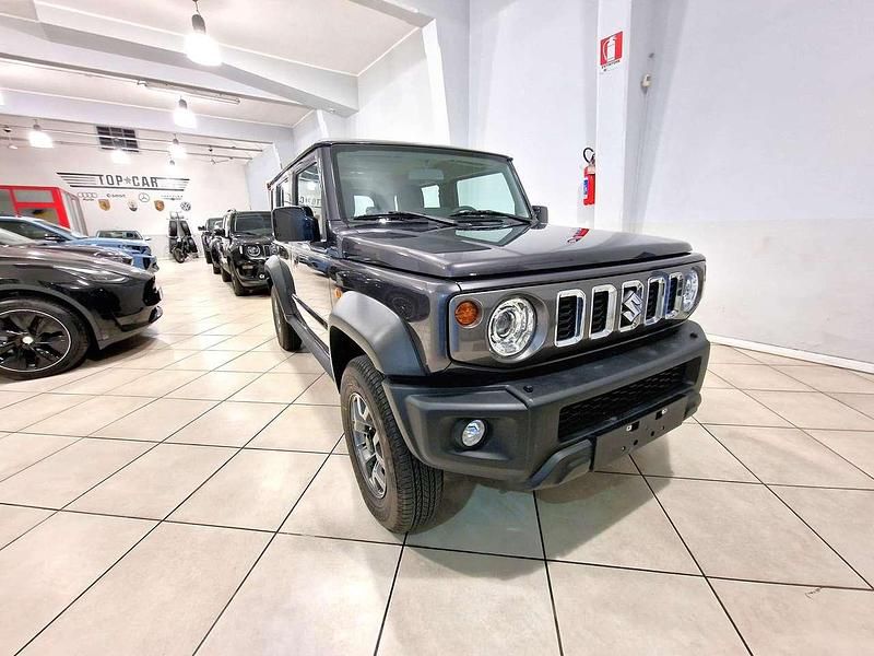 Grigio Nuova 2025 Suzuki Jimny GLX SUV | 33.600 € (Buon prezzo) - Immagine 1/4