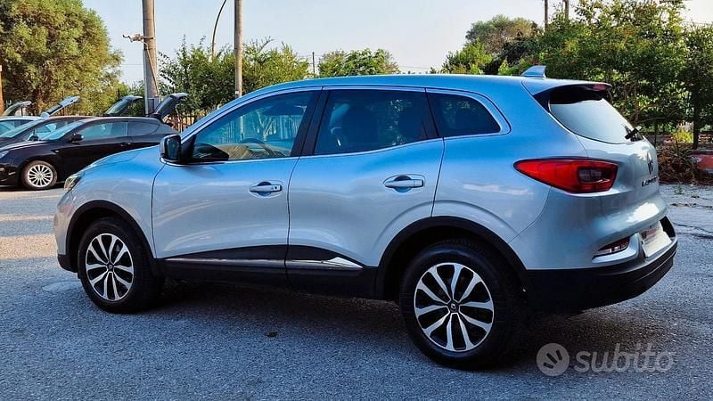 Usata Renault Kadjar Equilibre 116 CV (85 kW) 2022 Argento SUV