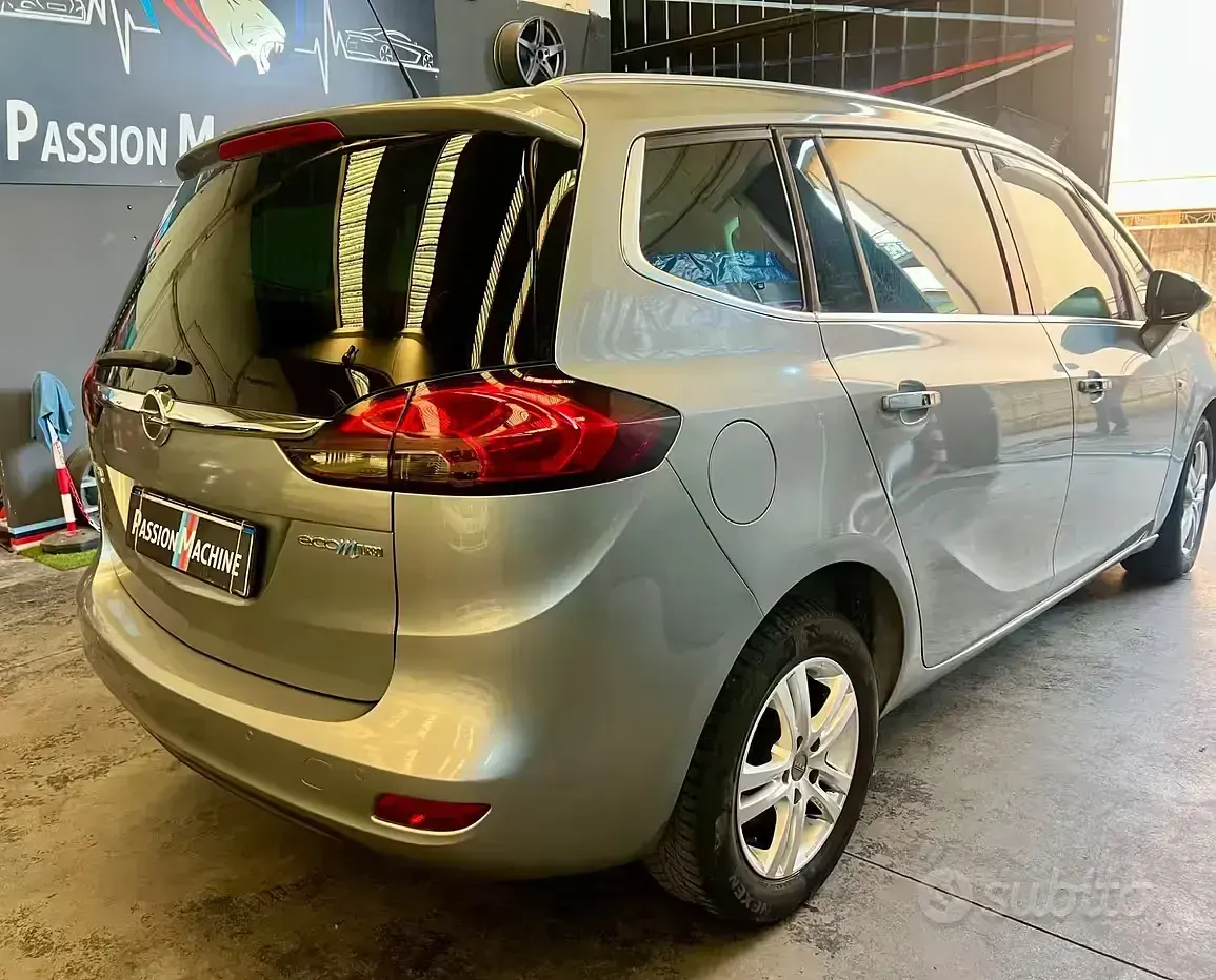 Usata Opel Zafira Tourer Cosmo 150 CV (110 kW) 2013 Grigio Monovolume