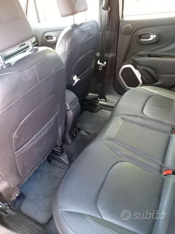 Usata Jeep Renegade Longitude 110 CV (80 kW) 2016 Bianco SUV