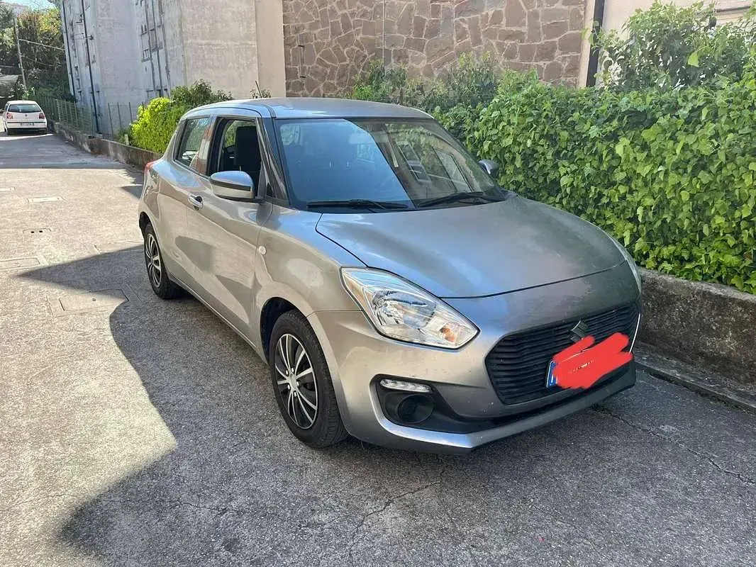 Usata Suzuki Swift Cool 90 CV (66 kW) 2017 Grigio Utilitaria