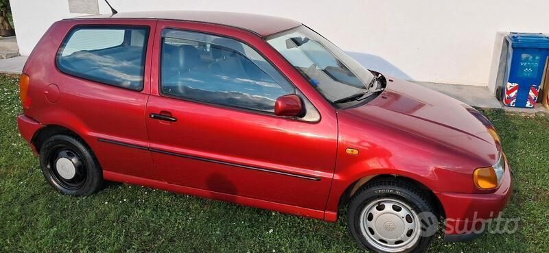 Usata VW Polo 45 CV (33 kW) 1995 Rosso Utilitaria