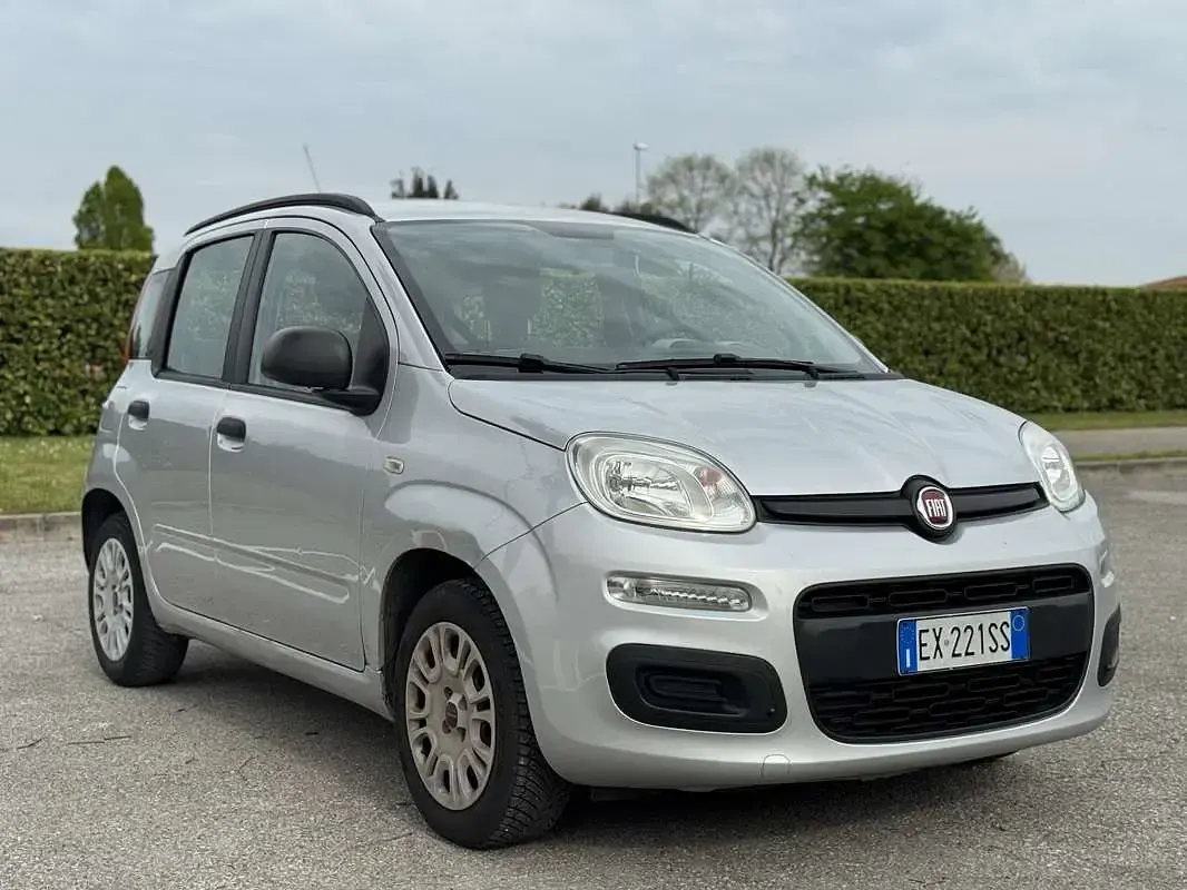Usata Fiat Panda 69 CV (50 kW) 2015 Grigio Utilitaria