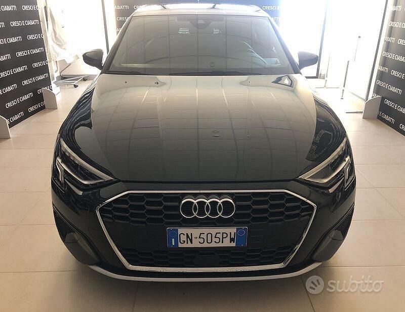 Usata Audi A3 Advanced 116 CV (85 kW) 2023 Grigio Berlina