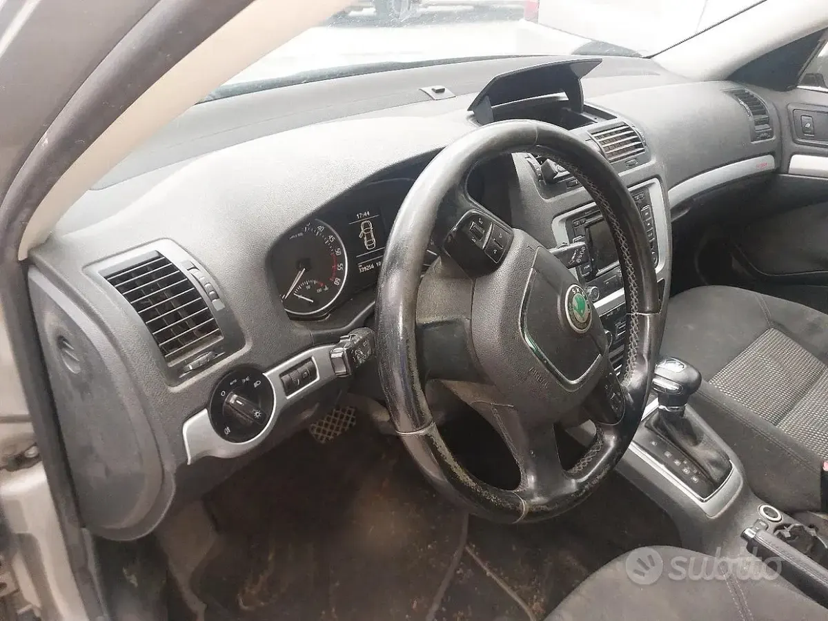 Usata Skoda Octavia Scout 4x4 140 CV (102 kW) 2012 Station wagon