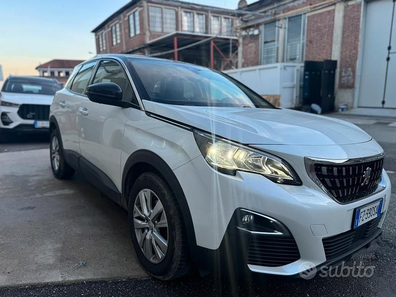 Usata Peugeot 3008 Business-Line 131 CV (96 kW) 2019 Bianco Station wagon