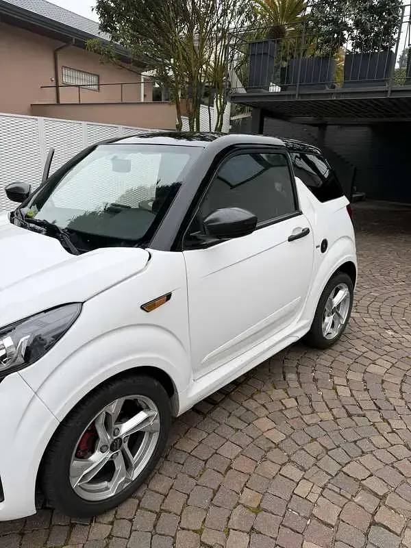 Usata Ligier JS50 2023 Bianco Utilitaria