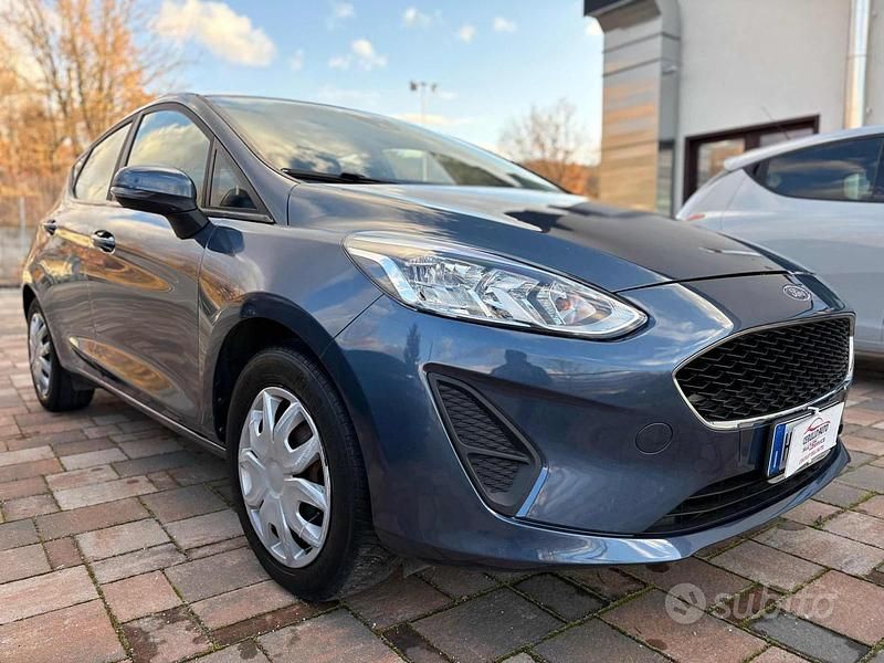 Usata Ford Fiesta 75 CV (55 kW) 2021 Blu Berlina