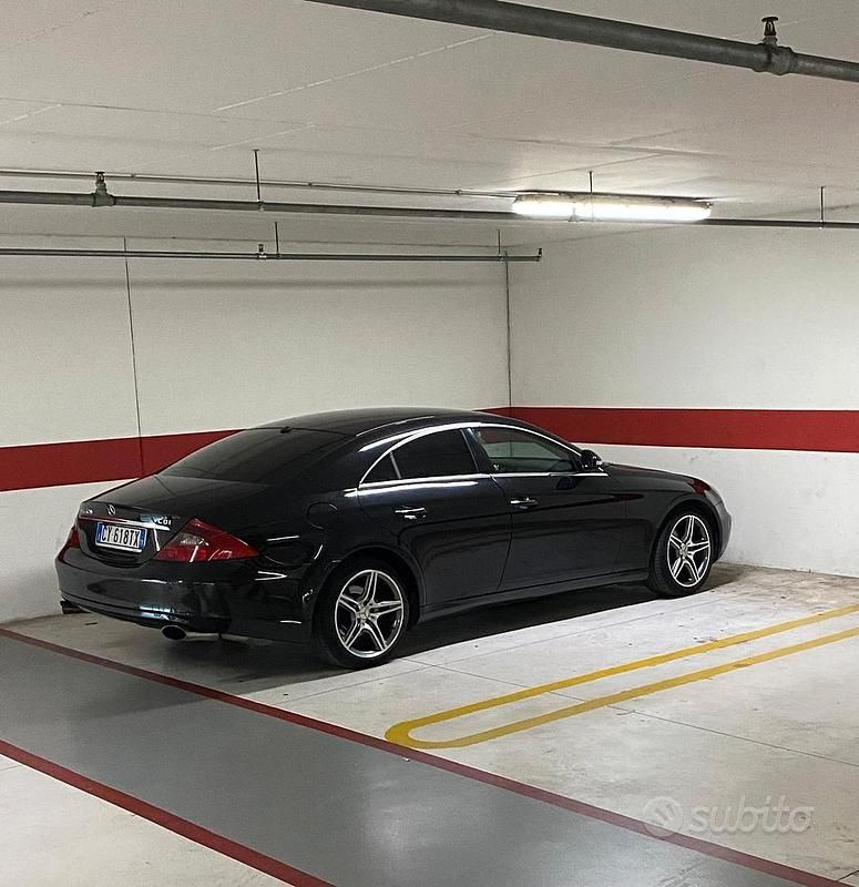Usata Mercedes CLS320 224 CV (164 kW) 2005 Nero Berlina