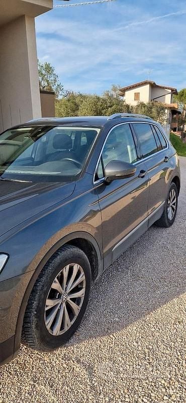 Usata VW Tiguan 2019 Grigio SUV