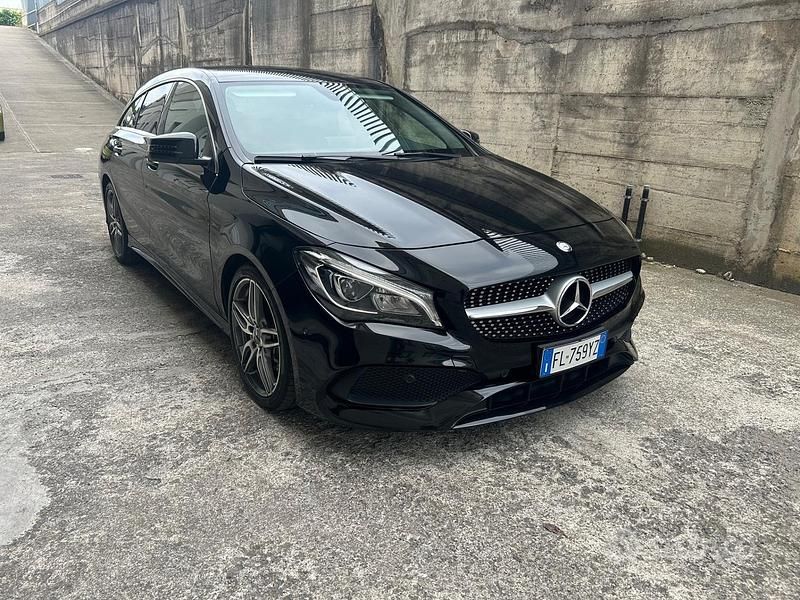 Usata Mercedes CLA220 Premium 176 CV (129 kW) 2017 Nero Berlina