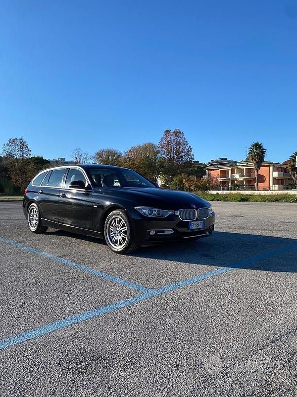 Nero Usata 2014 BMW 316 Tre volumi | 7000 € - Immagine 1/4