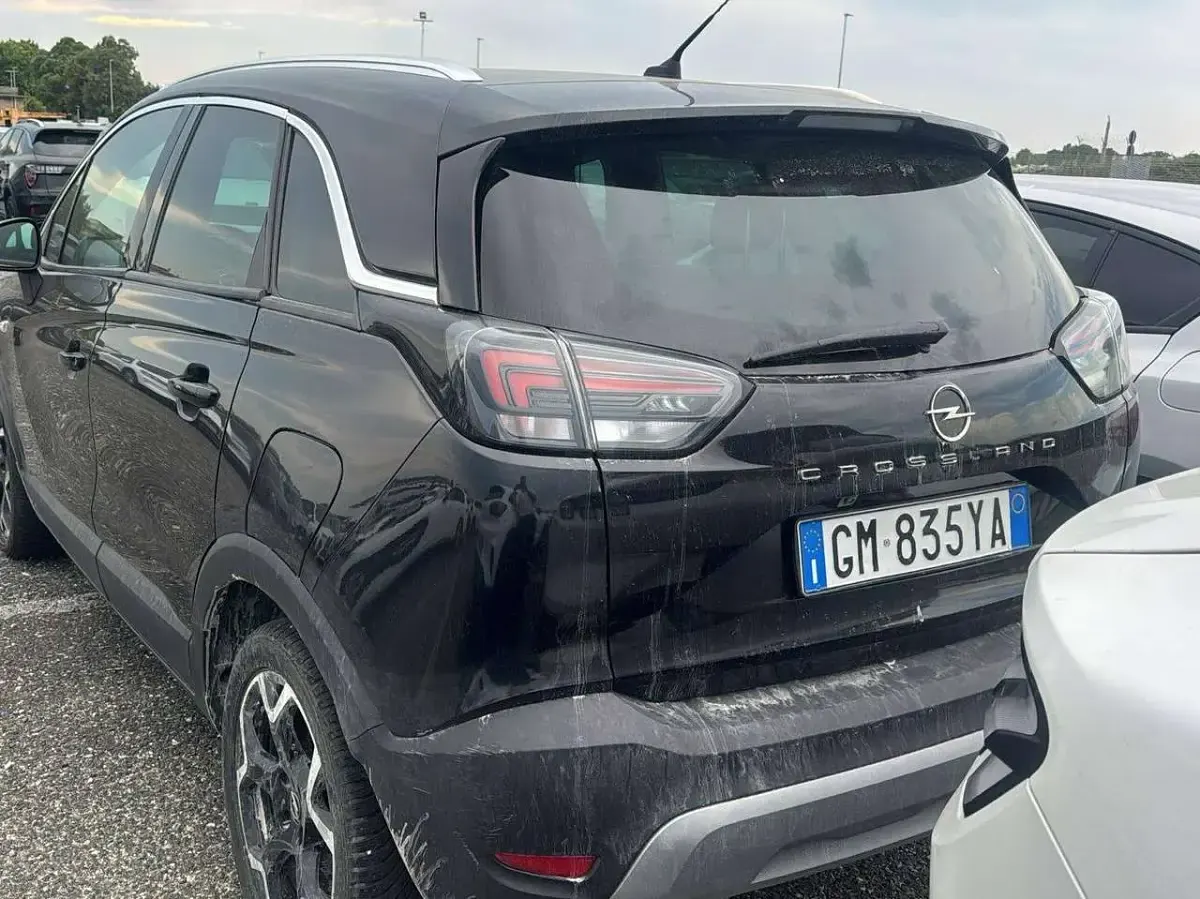 Usata Opel Crossland Ultimate 131 CV (96 kW) 2023 Nero ribelle SUV