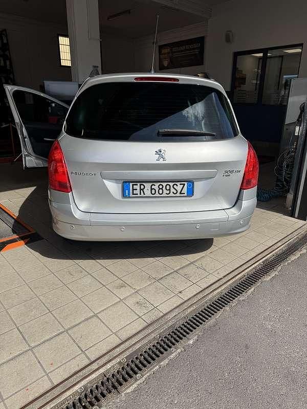 Usata Peugeot 308 SW Access 111 CV (81 kW) 2013 Station wagon