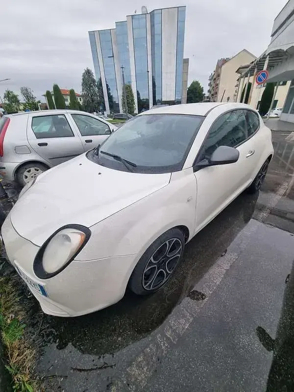 Occasion Alfa Romeo MiTo Distinctive 95 ch (69 kW) 2012 Citadine