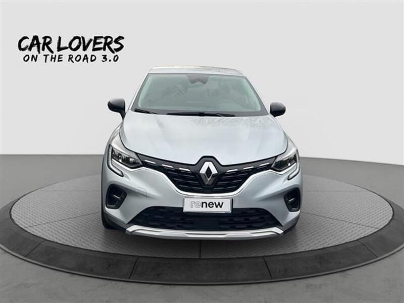 Usata Renault Captur Techno 145 CV (106 kW) 2023 Grigio chiaro SUV