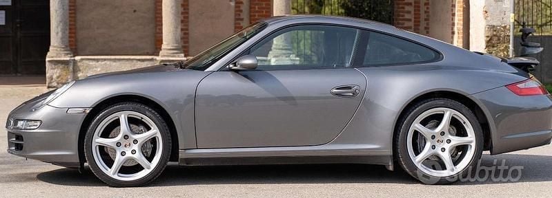 Usata Porsche 997 325 CV (239 kW) 2007 Grigio Coupé